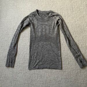 Heather Grey Lululemon long sleeve top size 4